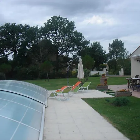Chambres D'hotes Les Albizias *