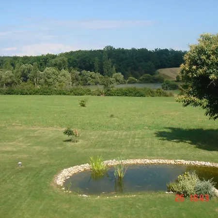 Bed & Breakfast Chambres D'hotes Les Albizias *